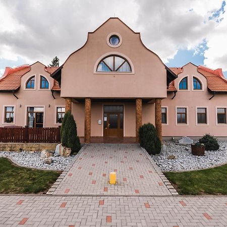 Motel Ard Sáró Kültér fotó